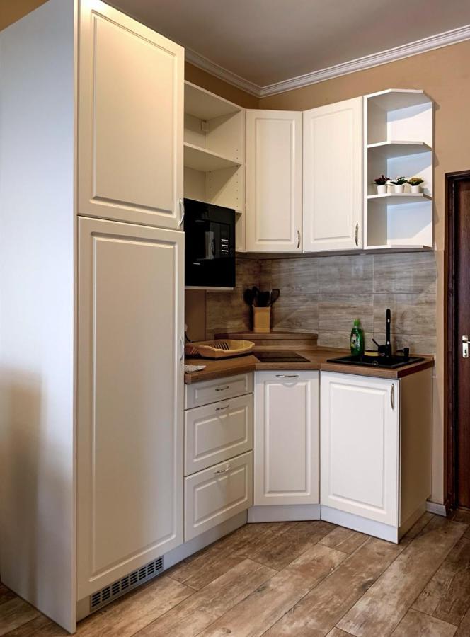 발라톤엘 Hanna Apartman 아파트 외부 사진