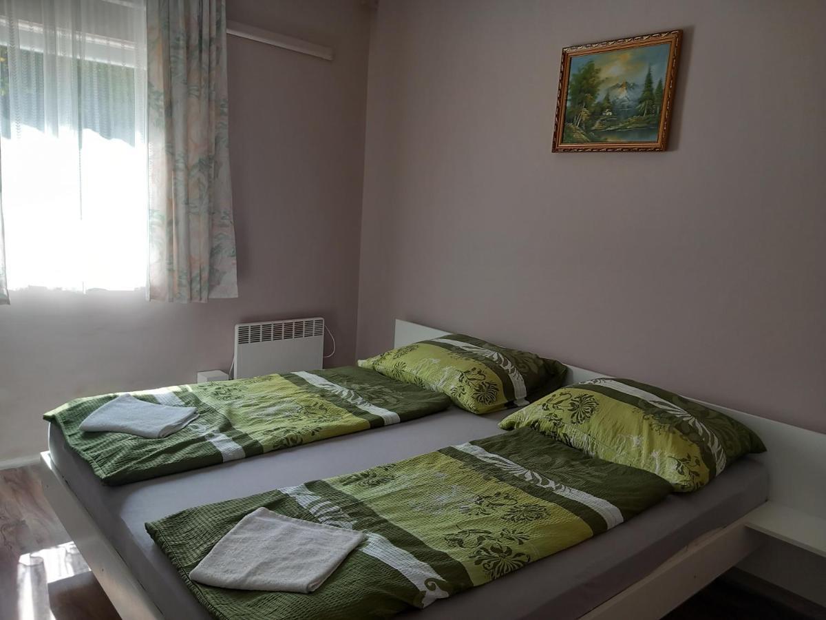 발라톤엘 Hanna Apartman 아파트 외부 사진